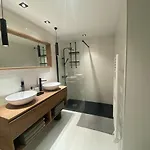 Villa De Charme La Lionne-piscine-12 Pers *