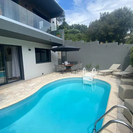 De Charme La Lionne-piscine-12 Pers Saint-Raphael (Var)